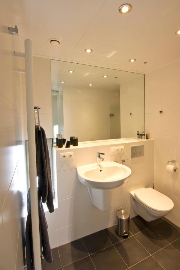 B&B Pompgebouw Aan De Rijn Tolkamer ภายนอก รูปภาพ