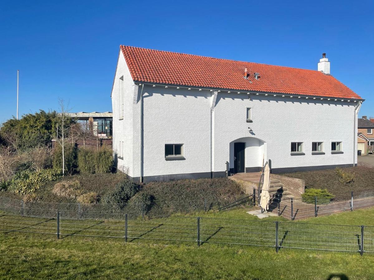 B&B Pompgebouw Aan De Rijn Tolkamer ภายนอก รูปภาพ